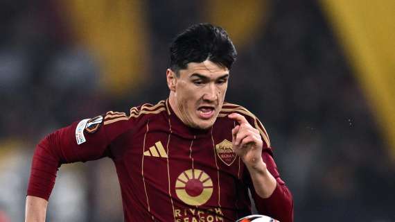 Le formazioni ufficiali di Roma-Como: conferma per Shomurodov dal 1'