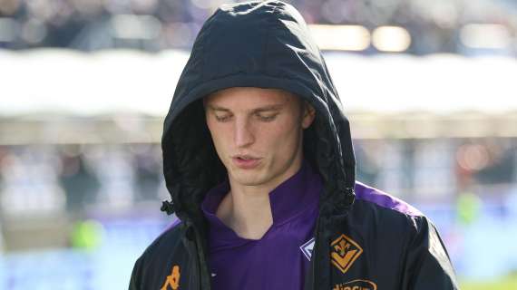 Fiorentina, tegola Gudmundsson: entra e si fa male alla schiena