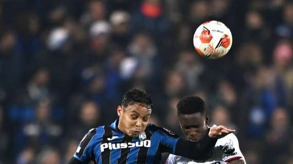 Atalanta, Kossounou fuori contro il Genoa: lesione muscolare, obiettivo rientro dopo la sosta