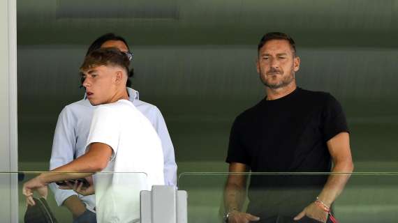 Fotonotizia - Francesco Totti col figlio Cristian al Benito Stirpe