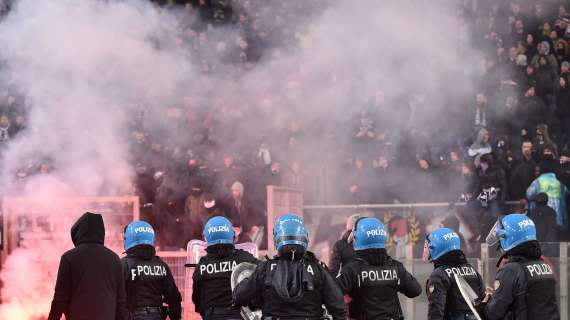 Tifosi - Il Questore di Frosinone ha adottato  quaranta provvedimenti di DASPO