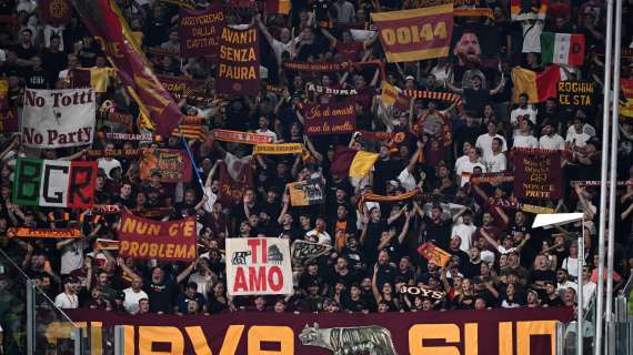 Roma: tifosi giallorossi dentro allo stadio con 30 minuti di ritardo in segno di protesta