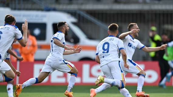 Serie A, 37a giornata - Il Lecce batte il Monza al 100' e conquista la salvezza