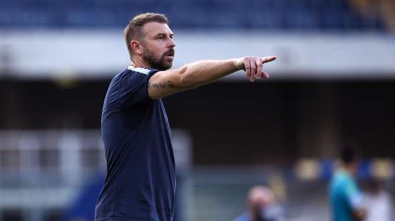 Verso Lazio-Verona: gialloblù da oggi al lavoro