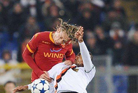 La Roma rinuncia a Salah, vuole Luiz Adriano