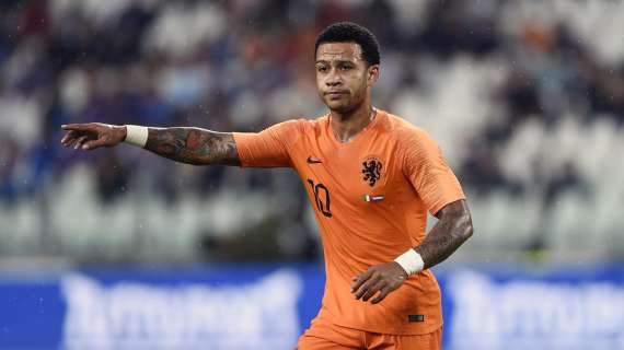 Barcellona, foglio verde per Depay?