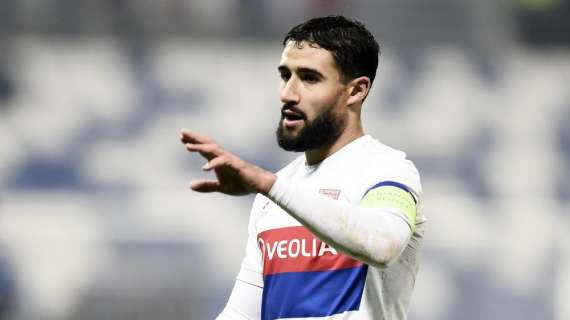 Dalla Francia: "Fekir non aspetta il Napoli: ha chiesto al Lione di accettare offerta del Betis"