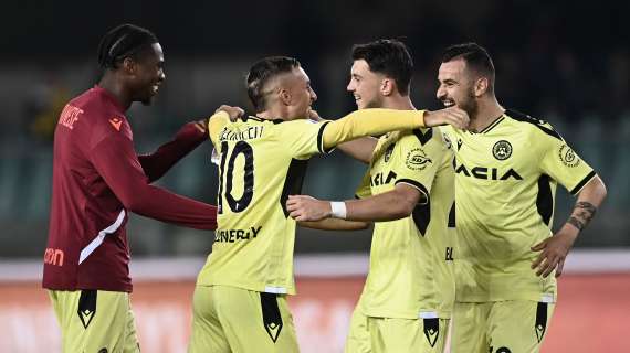 VIDEO - L'Udinese vince ancora, battuto il Verona in rimonta 2-1: gol e highlights