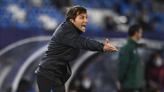 Inter, Conte: "Non siamo una grande squadra, quanto ci esaltano mi vengono i peli dritti"