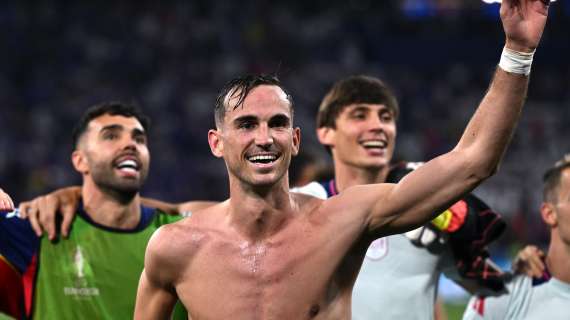 Fabian show al PSG, in Francia lo esaltano: “Mai infortunato o squalificato, sempre coinvolto”