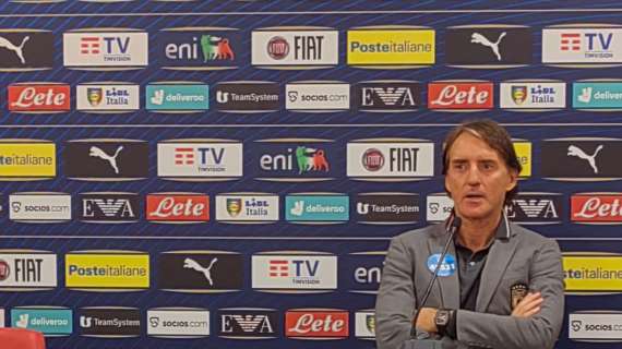 Il ct Mancini elogia il Napoli: "Gioca un calcio internazionale, 3/4 di Scudetto è già cucito!"