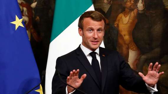 Coronavirus fuori controllo in Francia: oggi Macron annuncerà il lockdown totale