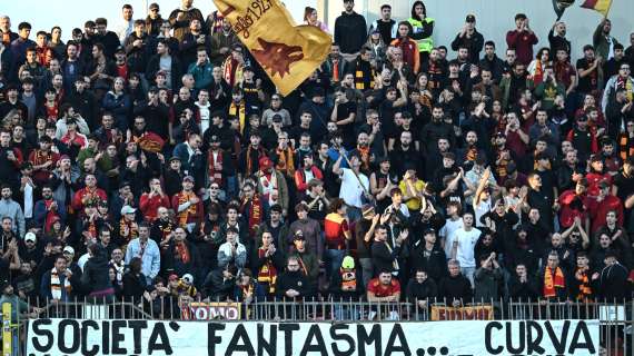 Roma, prosegue la protesta contro i Friedkin: curva in silenzio per i primi 15' contro l'Inter