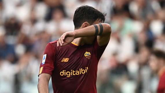 Roma, Dybala si ferma nel riscaldamento: problema muscolare per l'argentino