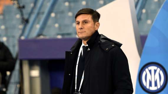 Zanetti difende l’Inter citando il Napoli: “Persi dei punti, ma il loro cammino è straordinario”