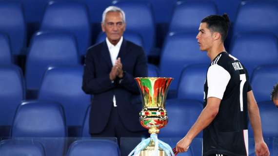 Juventus, Ronaldo infelice alla corte di Sarri: preferirebbe un altro allenatore