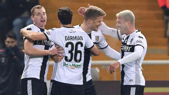 Il Parma vince e vede l'Europa, superato il Lecce 2-0