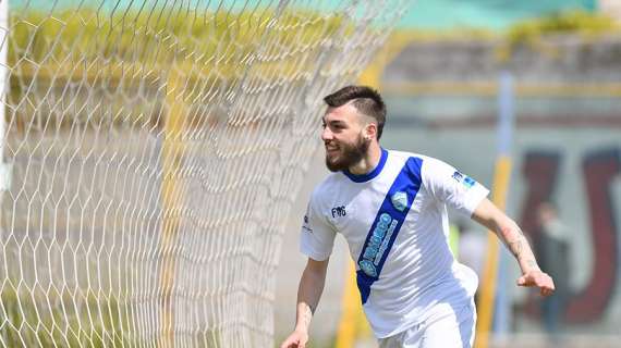 NOCERINA-GIUGLIANO 3-0: prima vittoria stagionale per i rossoneri