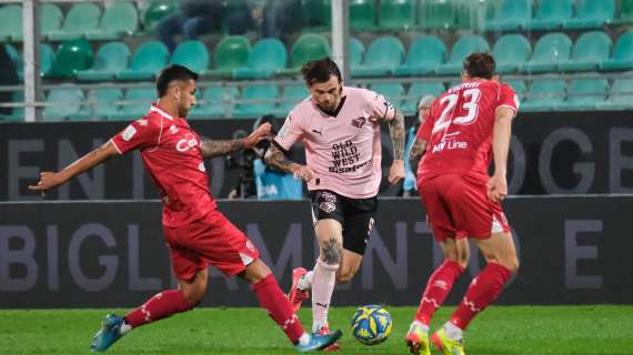 Palermo, si gioca con il 3-5-2