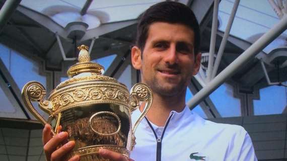 Extra Calcio: Tennis, a Wimbledon trionfa Djokovic. Finale epica contro Federer