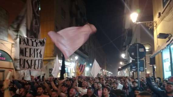 Palermo, continua la protesta dei tifosi