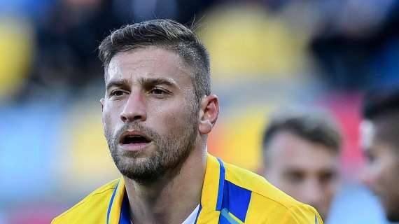 Calciomercato Pescara, l'ingaggio di Dionisi frena il Delfino