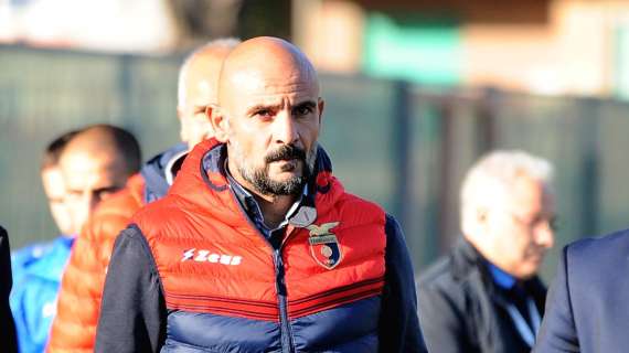 Il nuovo allenatore del Picerno Ginestra elogia l'ex bomber dei melandrini Santaniello