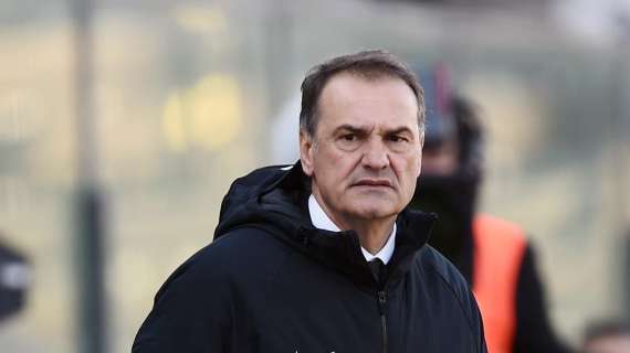 Catanzaro, il nuovo allenatore Vivarini si presenta: “Qui ci sono i presupposti per vincere, ma serve tempo”