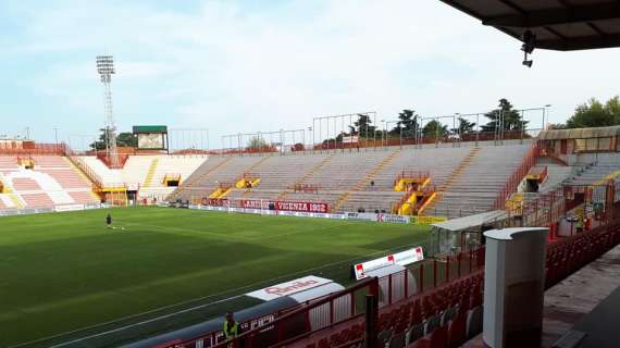 Serie B, il programma del playout: giovedì gara d'andata Vicenza-Cosenza