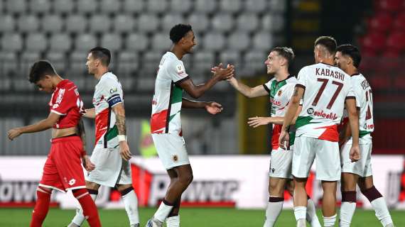 Serie B, i verdetti della penultima giornata: la Samp inguaia la Salernitana, Catanzaro ai playoff, salva la Reggiana di Dionigi