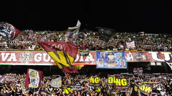Salernitana-Cagliari, record di presenze allo stadio Arechi