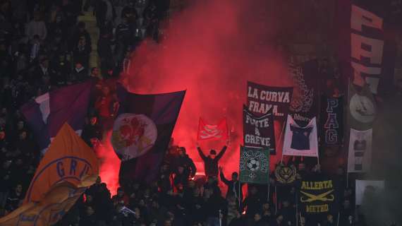 Fiorentina-Salernitana, scontri all'esterno dello stadio tra le due tifoserie