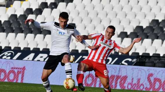 Salernitana e Palermo si contendono un difensore