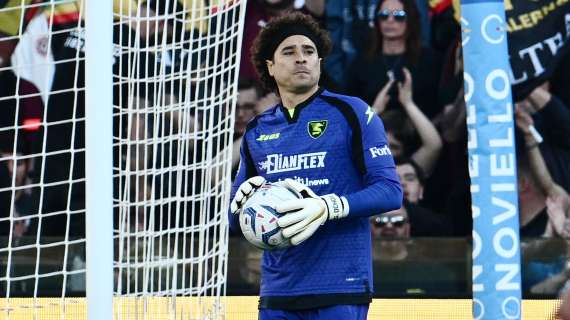 Ex granata - Guillermo Ochoa riparte dal Portogallo