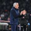 Mourinho: "Siamo la squadra che ha fatto più paura al Napoli. Voglio gente che vuole giocare per la Roma, se non stai bene nella famiglia devi andare via”