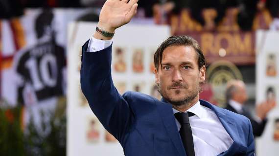 Totti su Dybala: "Un top ma gioca 15 partite all'anno". Cosa dicono i numeri