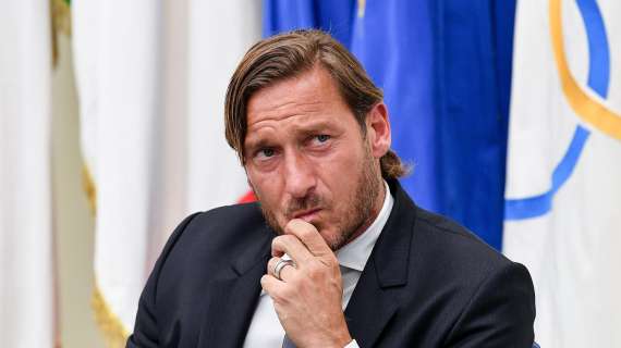 Totti rifiuta ruolo di ambasciatore della Roma proposto dai Friedkin