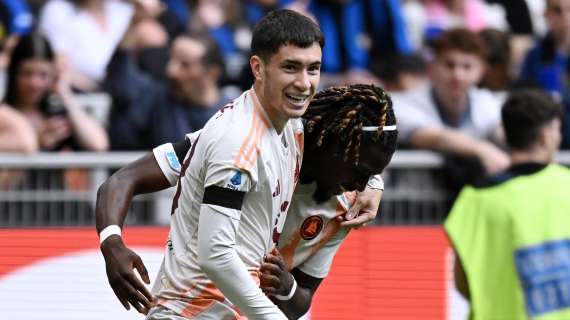 Soulé: "Non volevo più lavarmi la mano dopo averla stretta a Messi. Ronaldo è un genio"