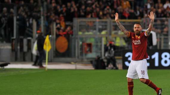 Accadde oggi - La Roma annuncia l'addio di De Rossi, la conferenza integrale del giocatore. Battuta la Juve per 3-1. Standing ovation di San Siro per Totti