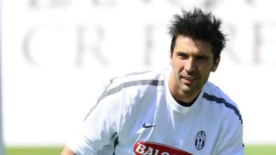 Buffon: "La mia intenzione è quella di rimanere a Torino"